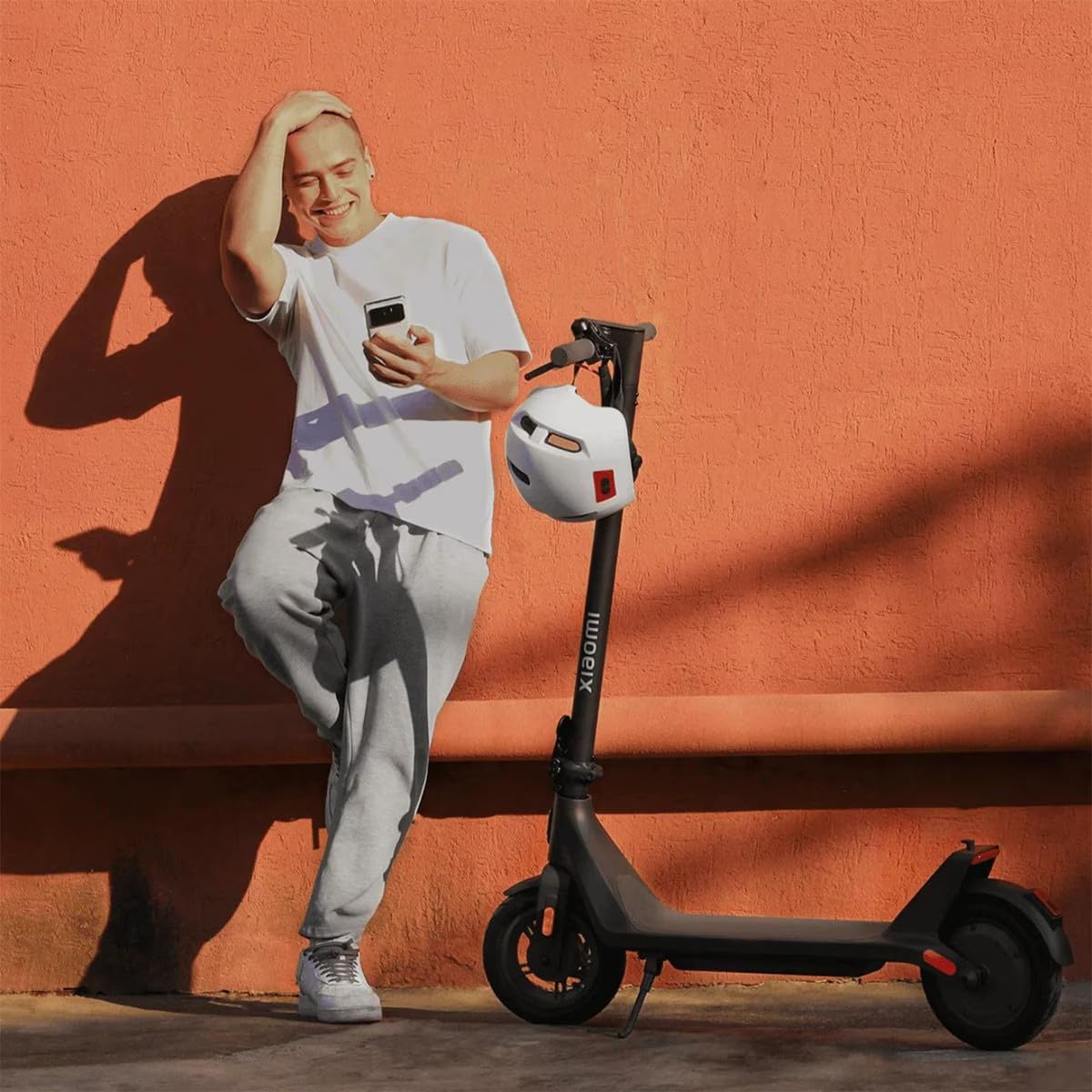 Xiaomi Electric 4 Series - 1000W Max Power - 390W, Range 70/18km, 8.1" - 10" Wheels, DGT Certified (ES Version)